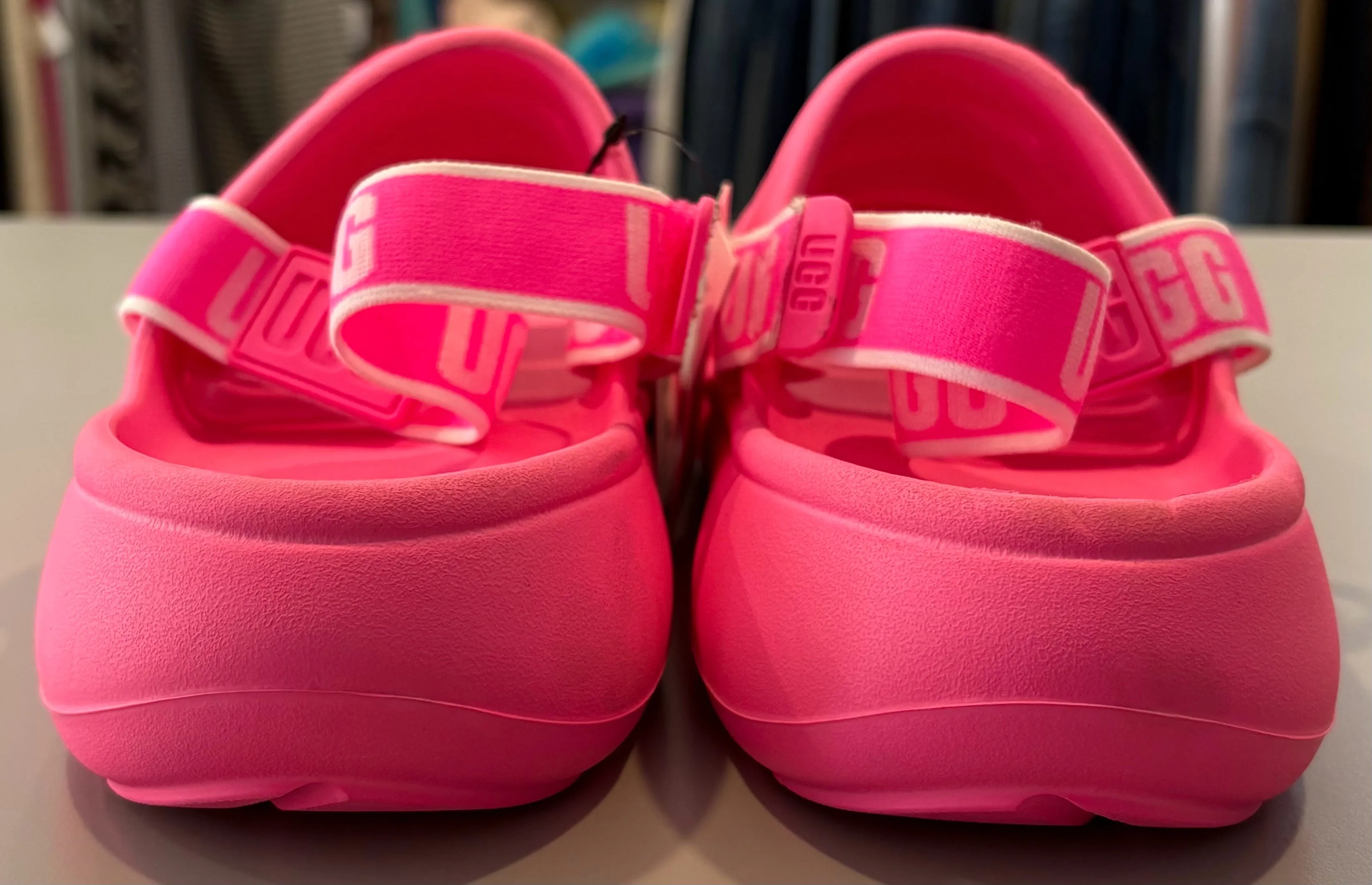 NWT  UGG K Sport Yeah Slingback Sandals Sz: 5