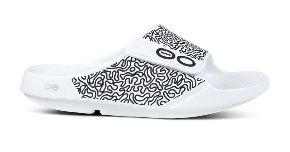 OOFOS Unisex OOahh Sport Flex Limited Slide Sandal - White Labyrinth