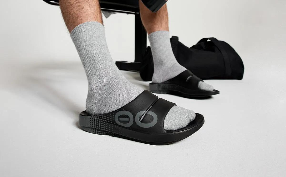 OOFOS Unisex OOahh Sport Slide Sandal - Black Matrix