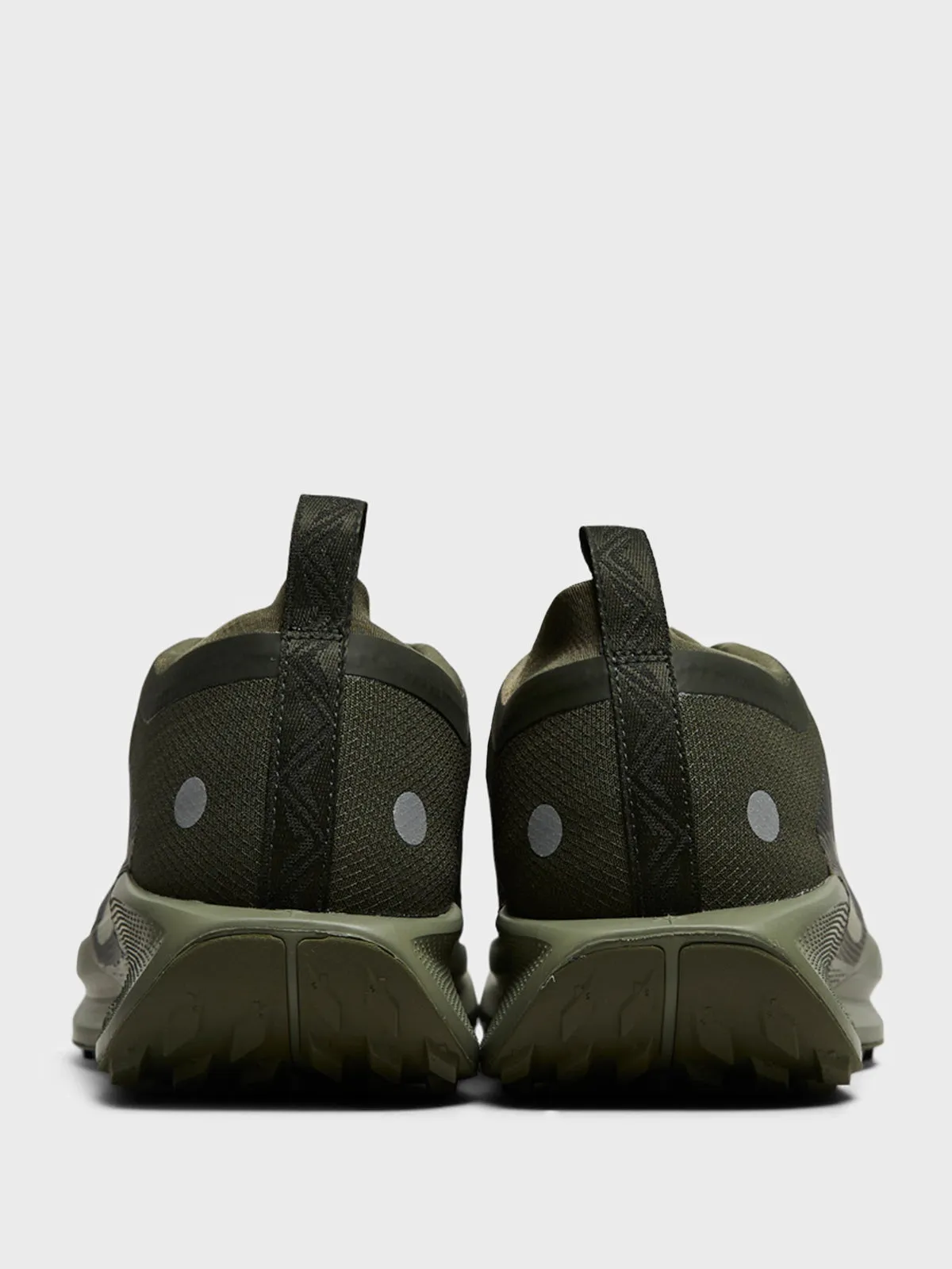 Pegasus Trail 5 GORE-TEX SP Sneakers in Sequoia/Medium Olive-Cargo Khaki