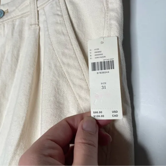 Pilcro by Anthropologie Ivory Chino Shorts NWT Size 31 Beige High Rise