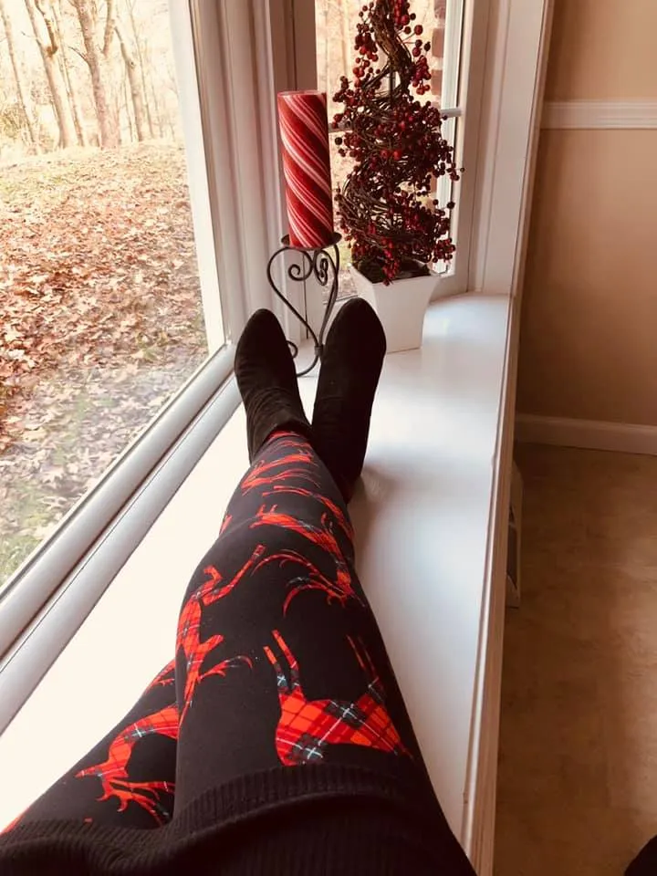 Plaid Reindeer Curvy Plus Size Leggings