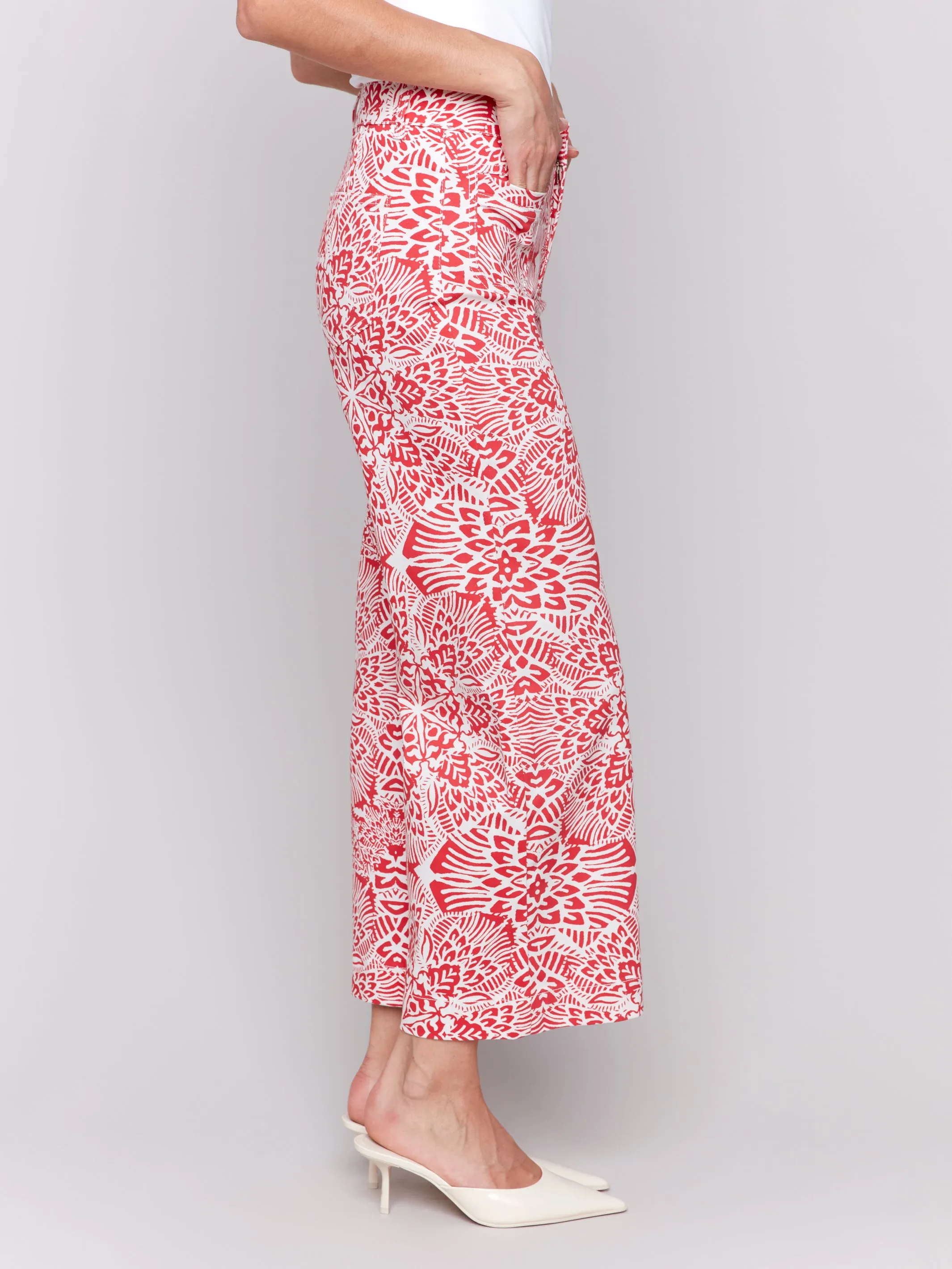 Red & White Fiesta Print Cropped Flare Pants