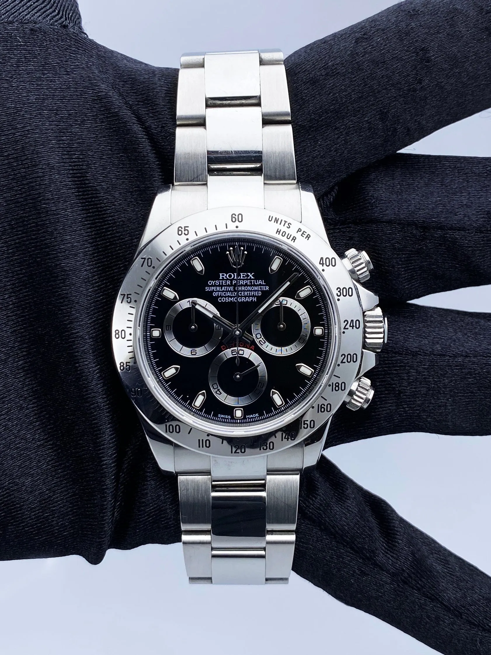 Rolex Daytona 116520 Black Dial Steel Mens Watch Box Papers