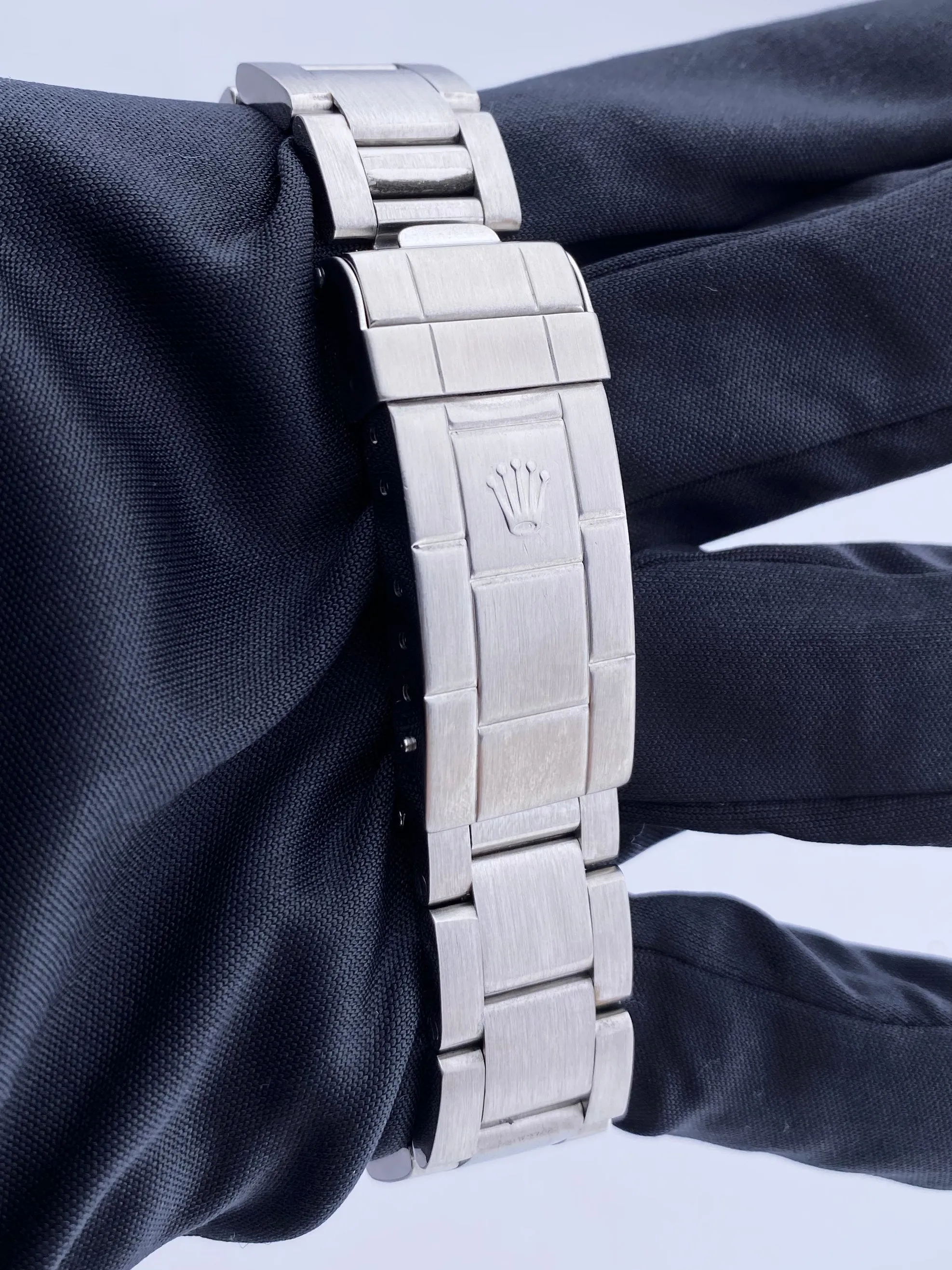 Rolex Oyster Perpetual Submariner 14060M Engraved Rehaut No Date Mens Watch