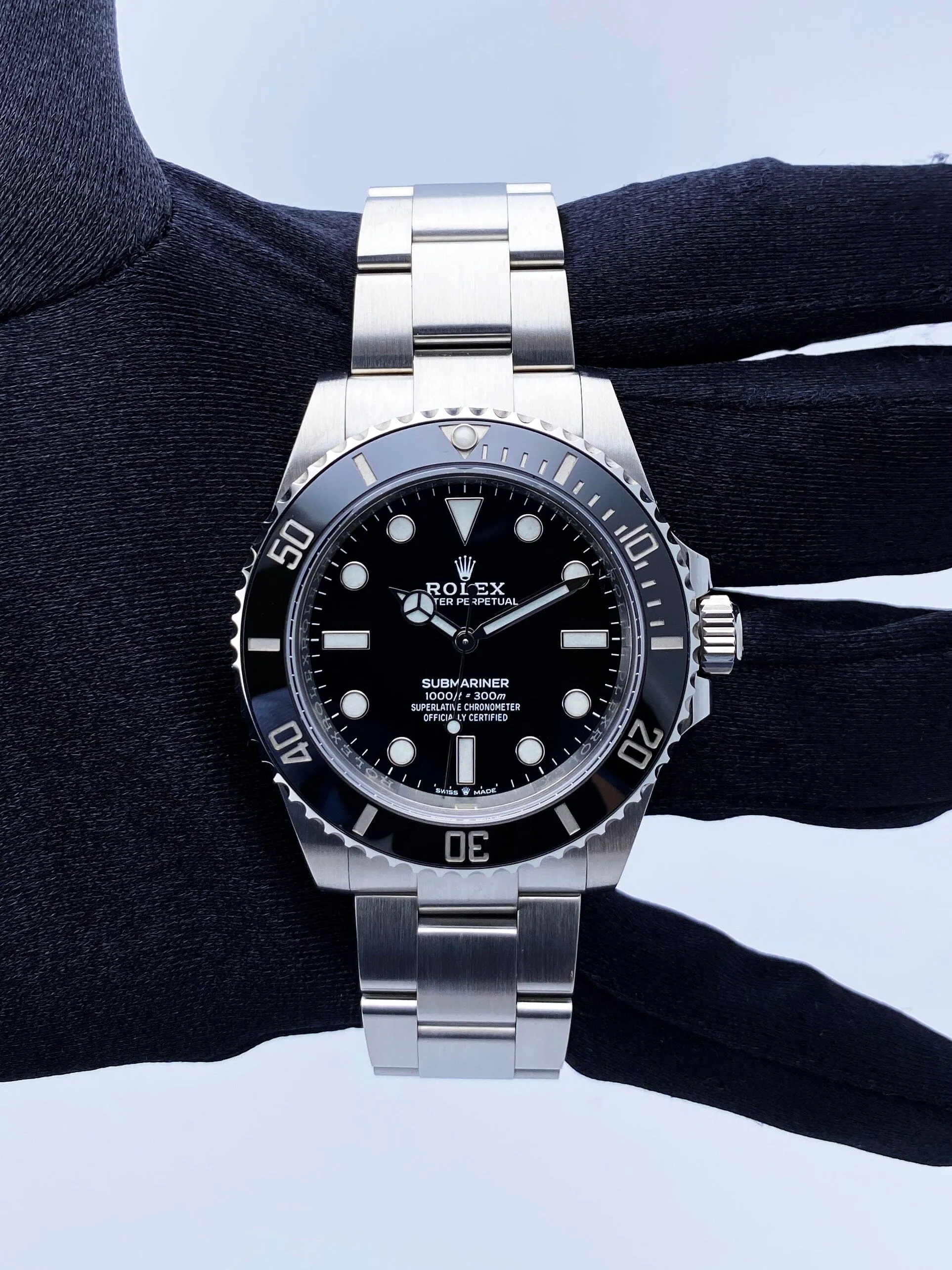 Rolex Submariner 124060 No Date Mens Watch Box & Papers