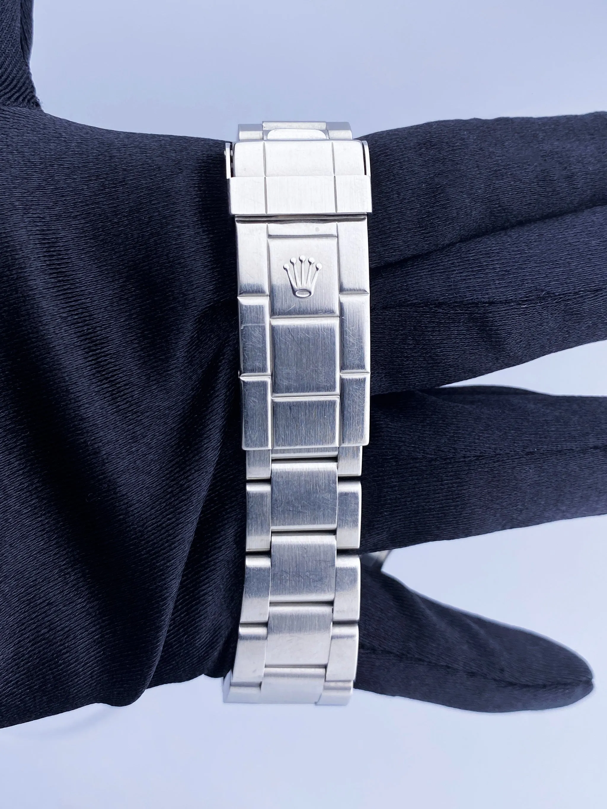 Rolex Submariner Date 16610LV Kermit Mens Watch