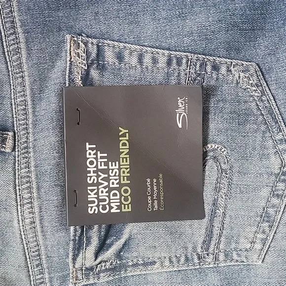 Silver Jeans Plus Size Suki Curvy Fit Mid Rise Shorts Size 33