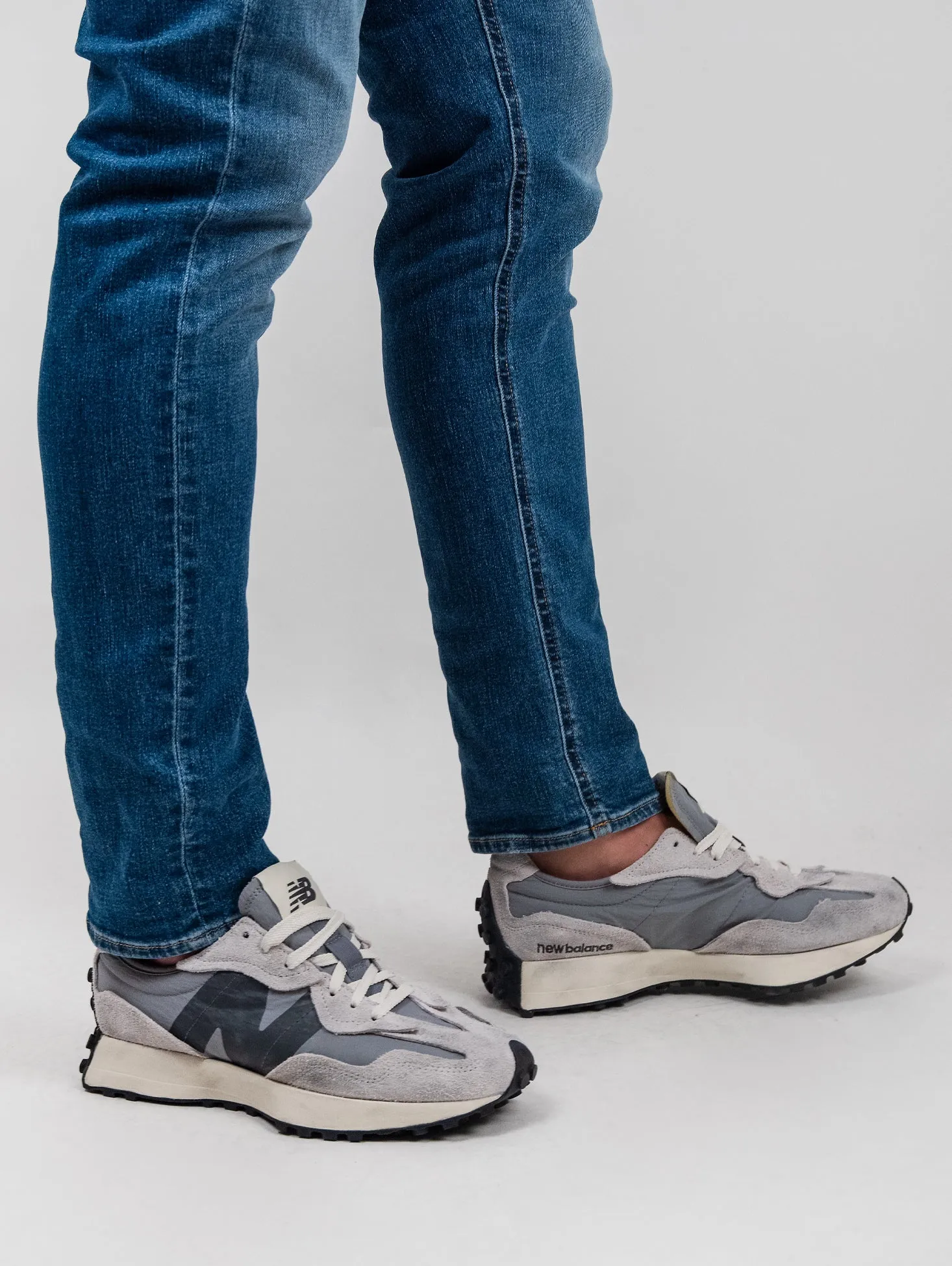 Sneakers 327 grigie