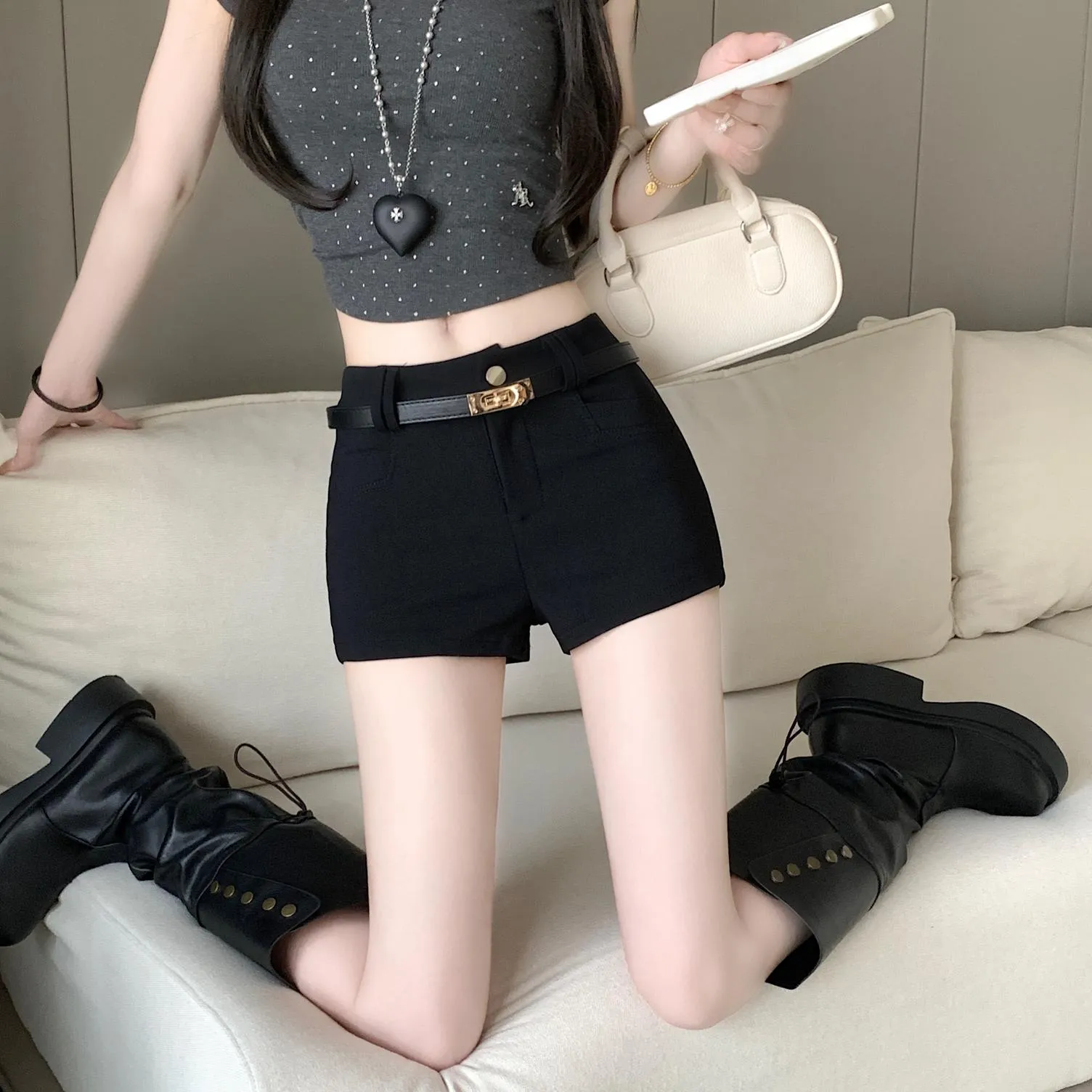 Stylish and Slimming Women's Solid Chino Shorts