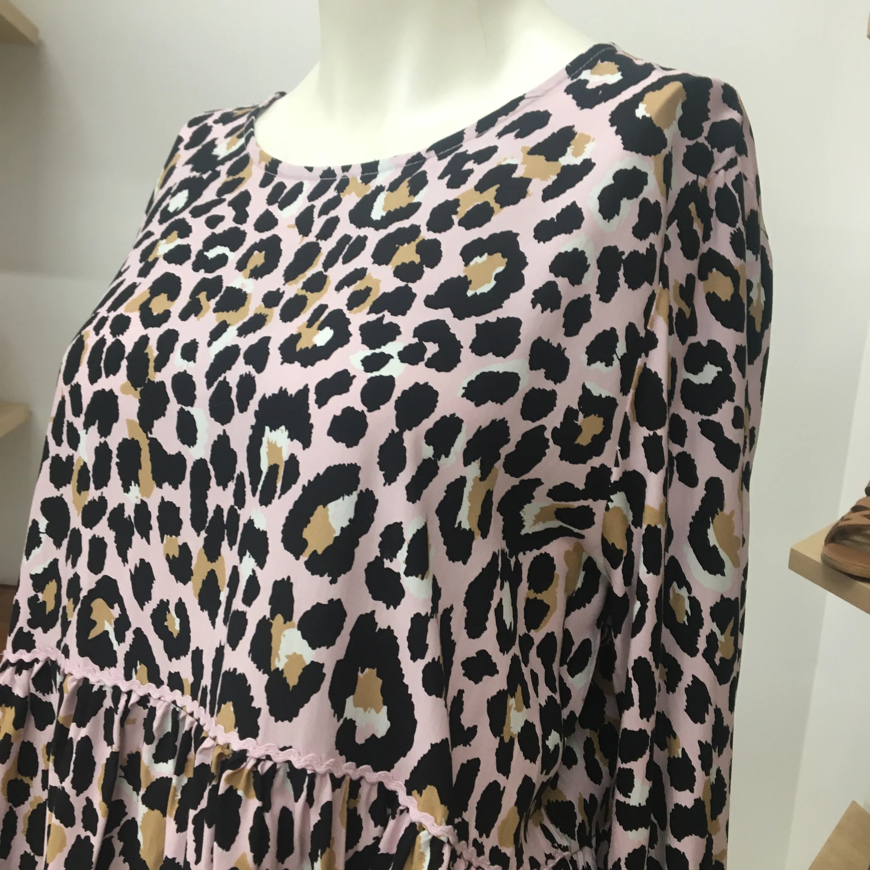 Threadz ocelot tunic top