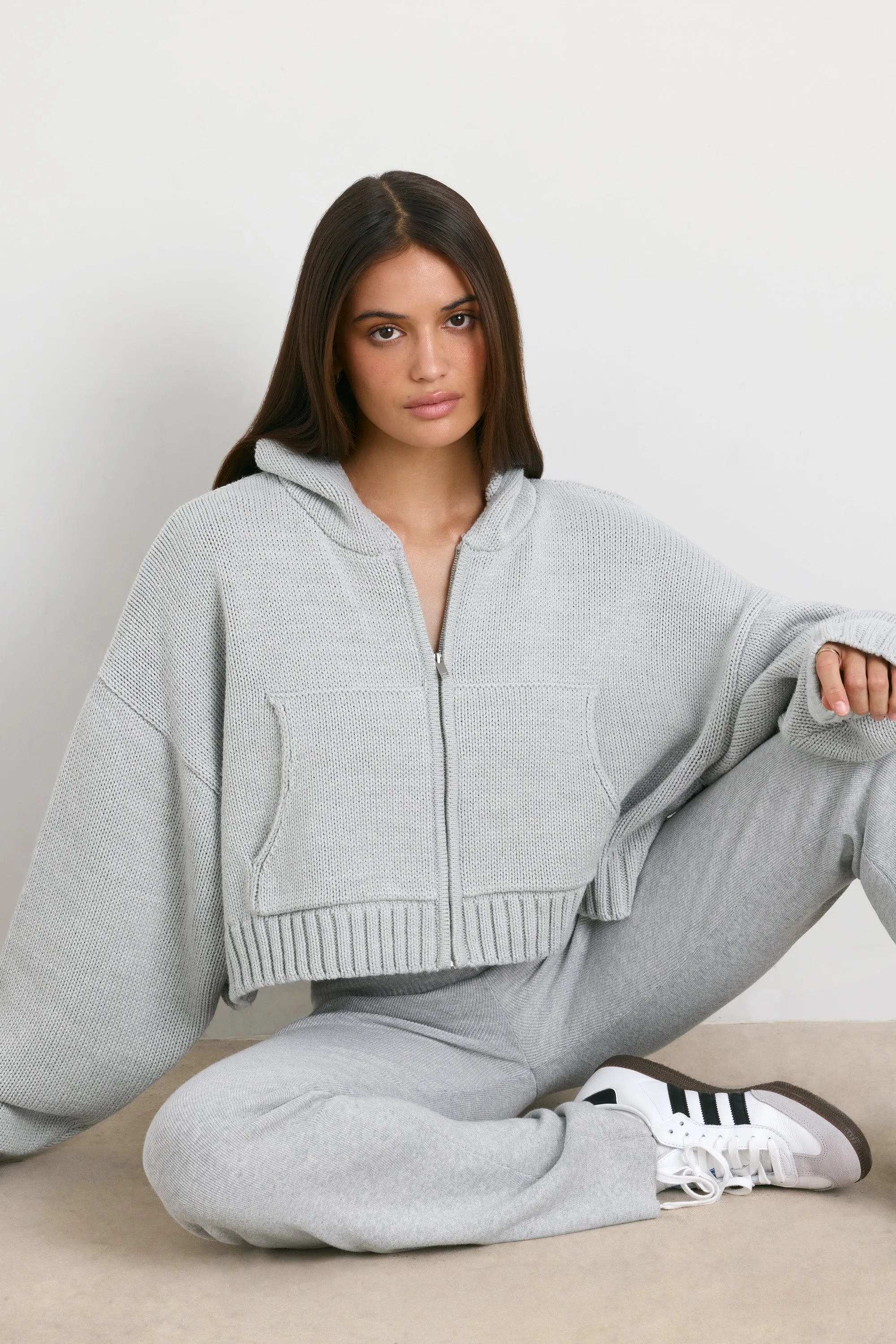 True - Cropped Zip Up Chunky Knit Hoodie in Heather Grey