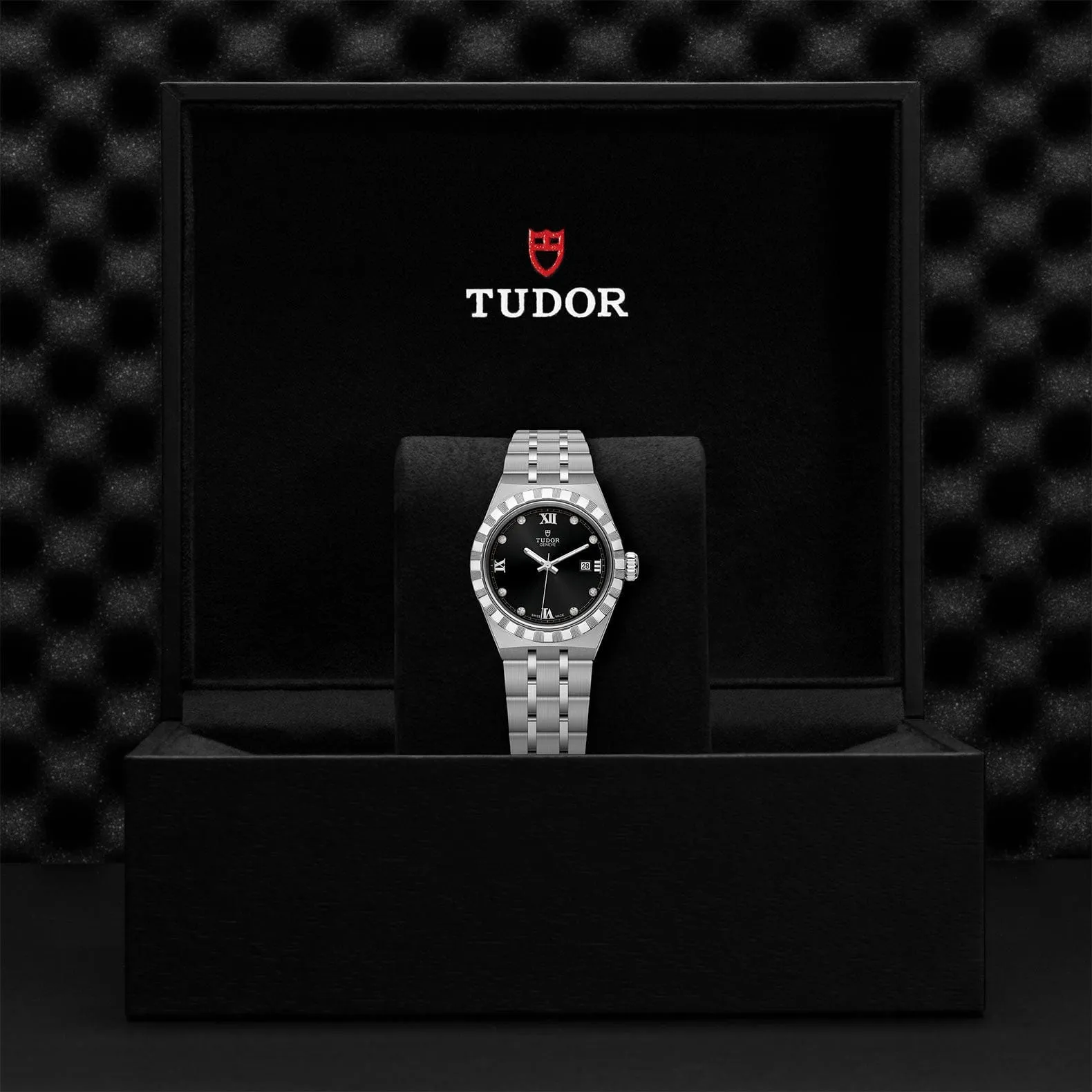 TUDOR Royal