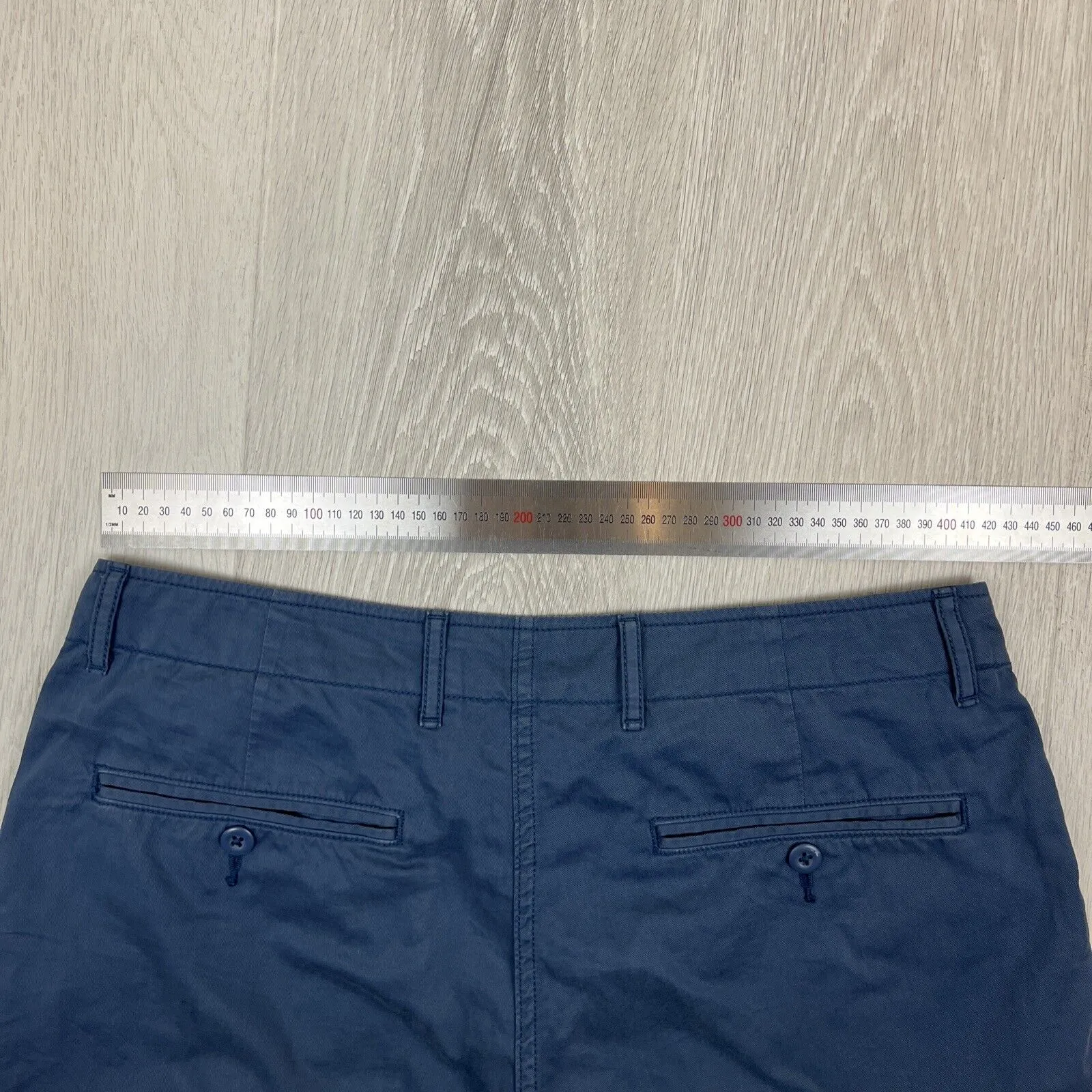Uniqlo Mens Blue Chino Shorts Size Medium