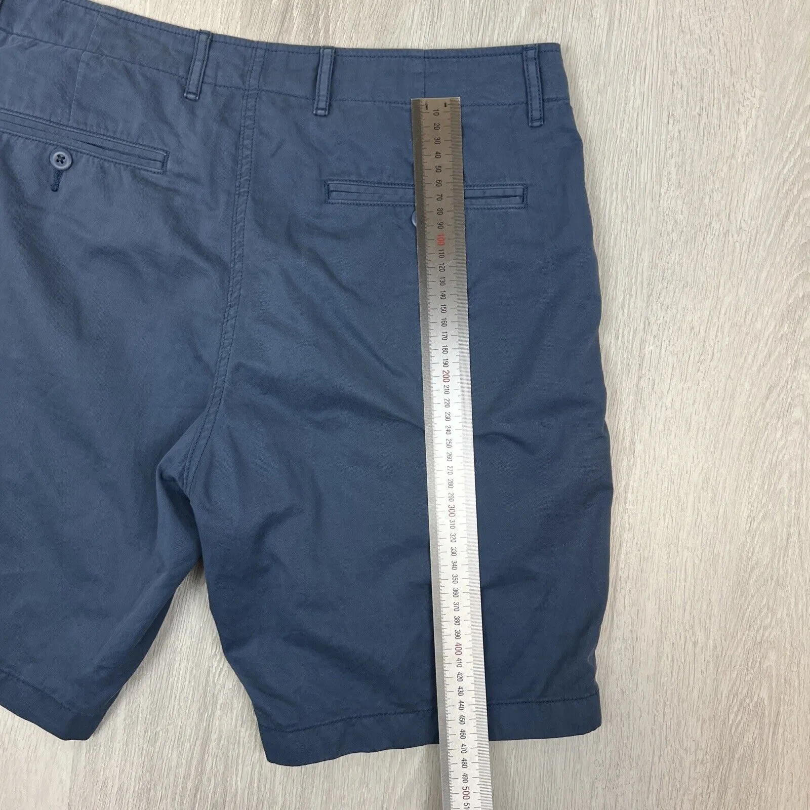 Uniqlo Mens Blue Chino Shorts Size Medium