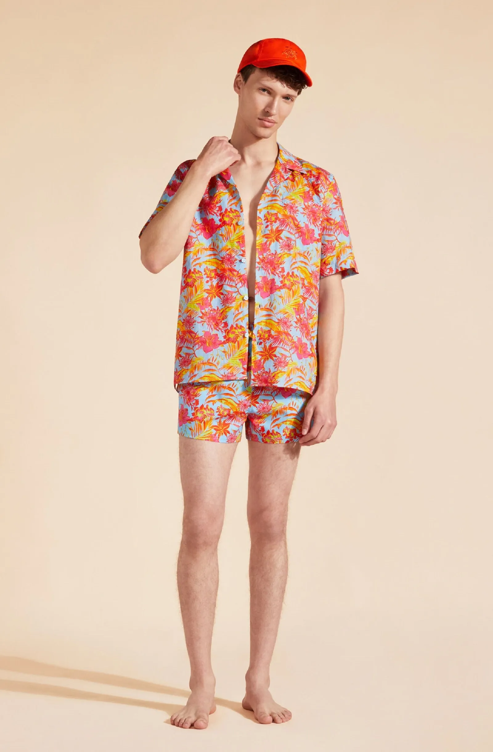 VILEBREQUIN Men Shorts Swim Shorts Tahiti Flowers