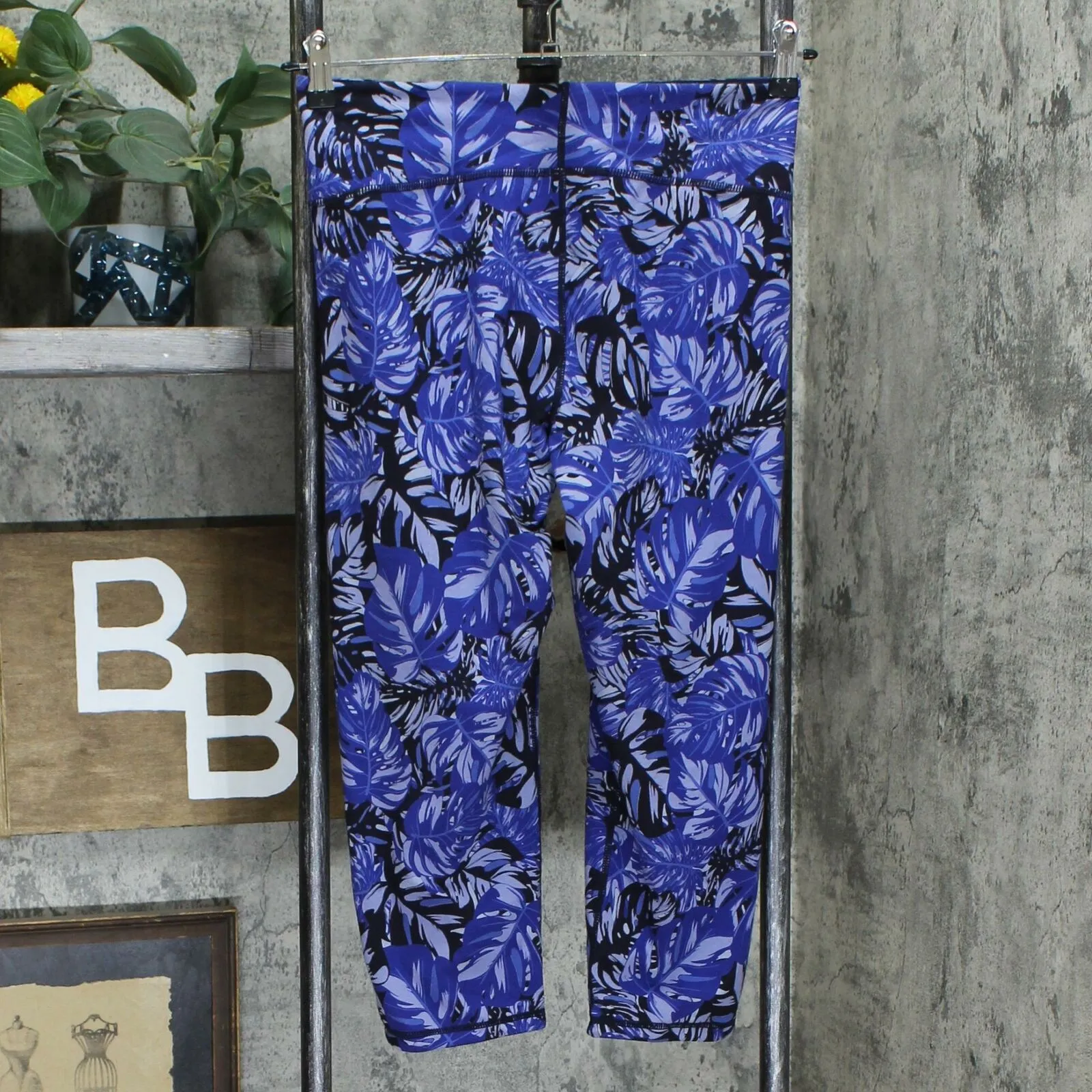 Women with Control Women's Petite Reversible Crop Pants Navy / Leaf PXS