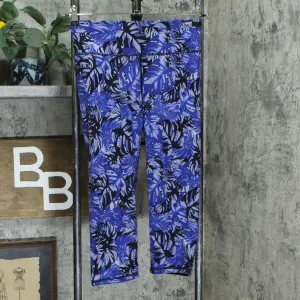 Women with Control Women's Petite Reversible Crop Pants Navy / Leaf PXS