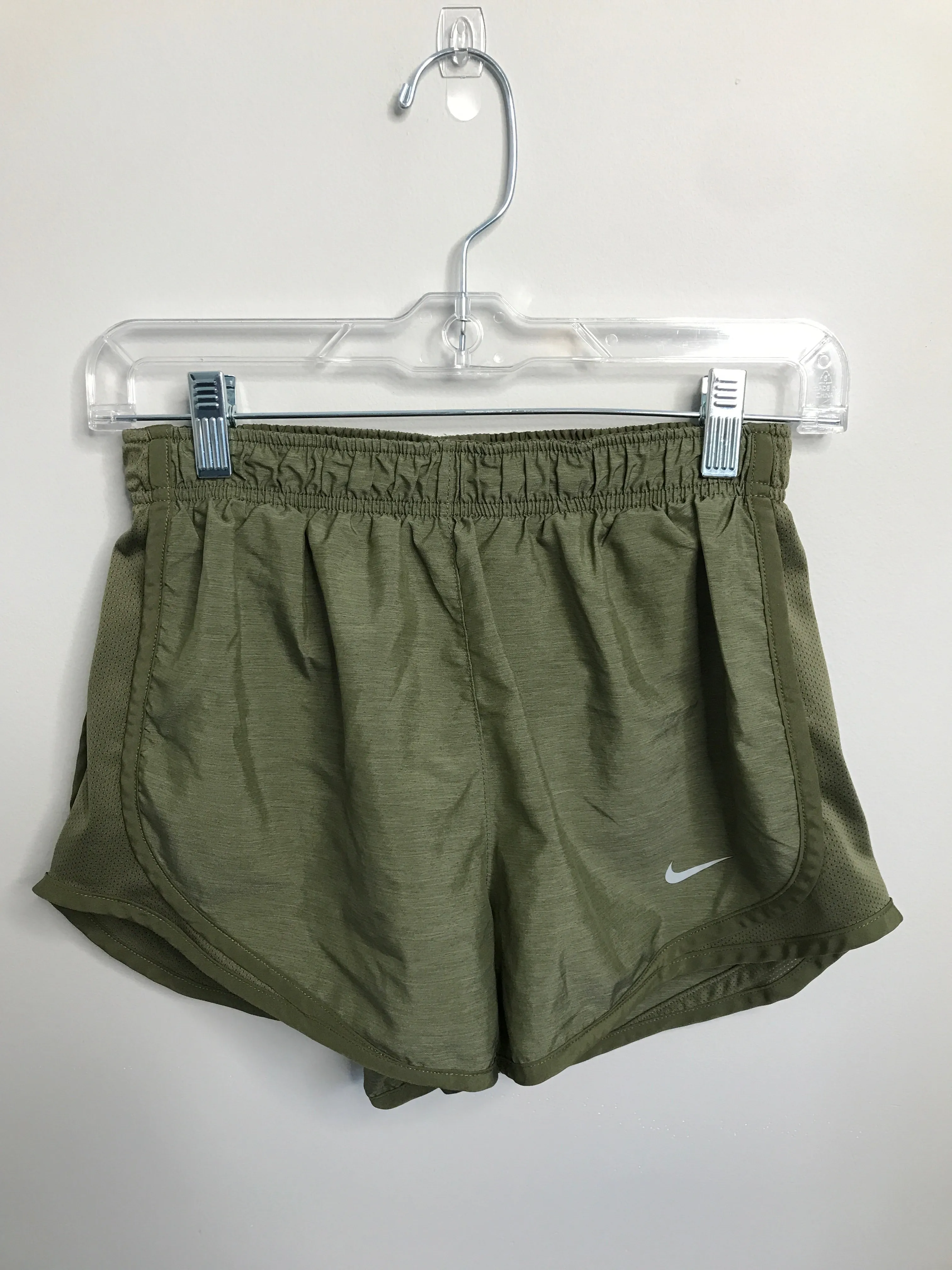 Womens Size Sm Misses Green Nike Athletic Shorts