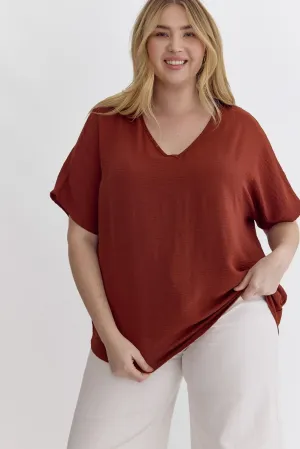 Zoey Solid V-Neck Top with Rounded Hem || Chocolate